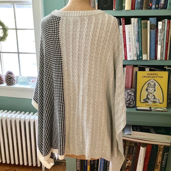 Vince Camuto Mixed Knit Poncho, oversized - Picture 3 of 12